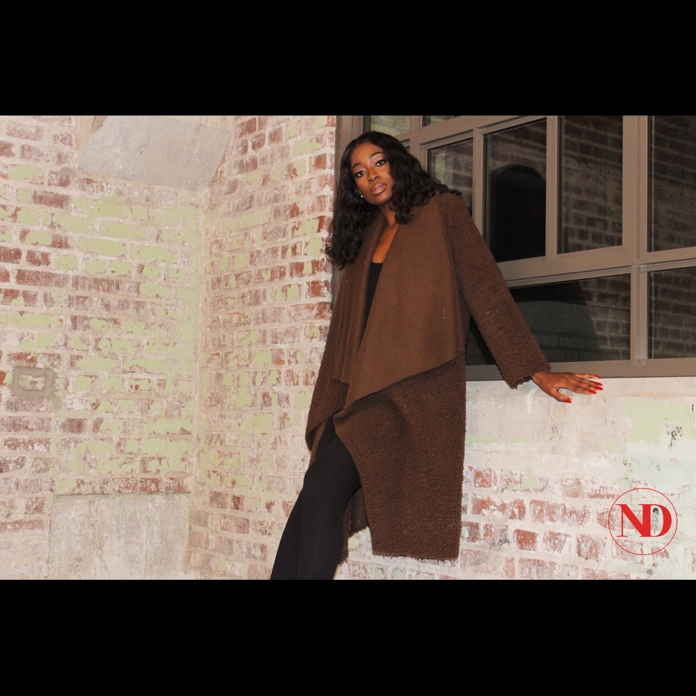 NeeshaValore Teddy Coat
